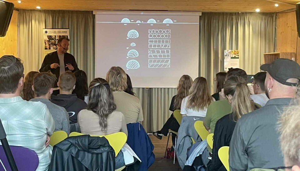 Arkitekt Kristoffer Tejlgaard holder fordrag om tankerne bag Domen