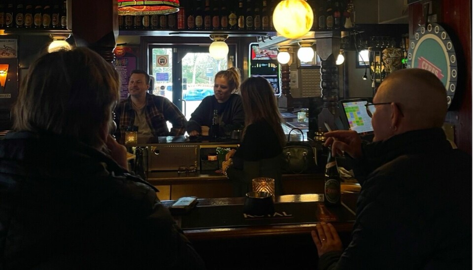Beefeater pub hvor gæsterne mødes på tværs af generationer. Her bliver alle taget imod med åbne arme.