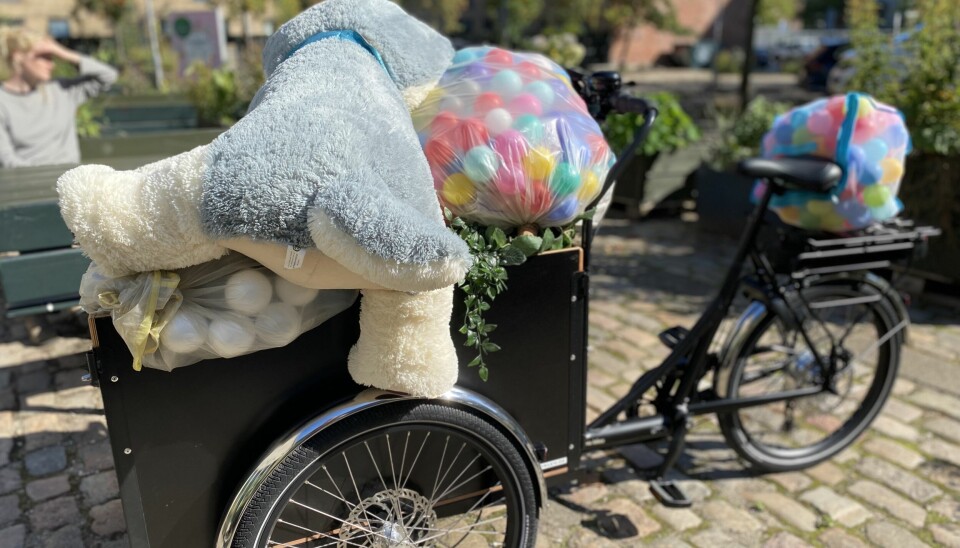 Christiania Bike transporting the donated toys for the workshop