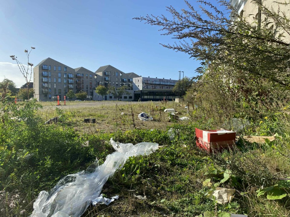 Henkastet affald i bybilledet nær helsingforsgade i Aarhus