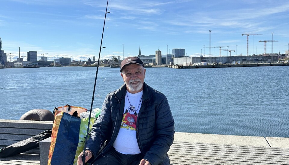 Den største fisk Kryakos har fanget vejede over 7,5 og var en havørred. Normalt fanger han mest makreller
