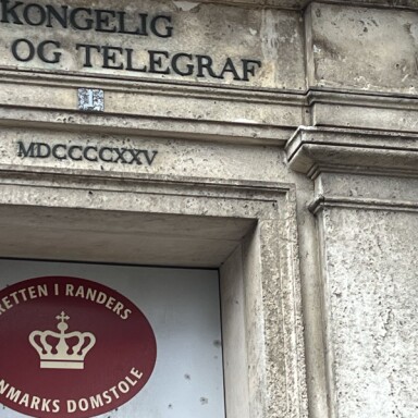 Fængsel frem for behandling: Mand erkendte tiltrækning til børn