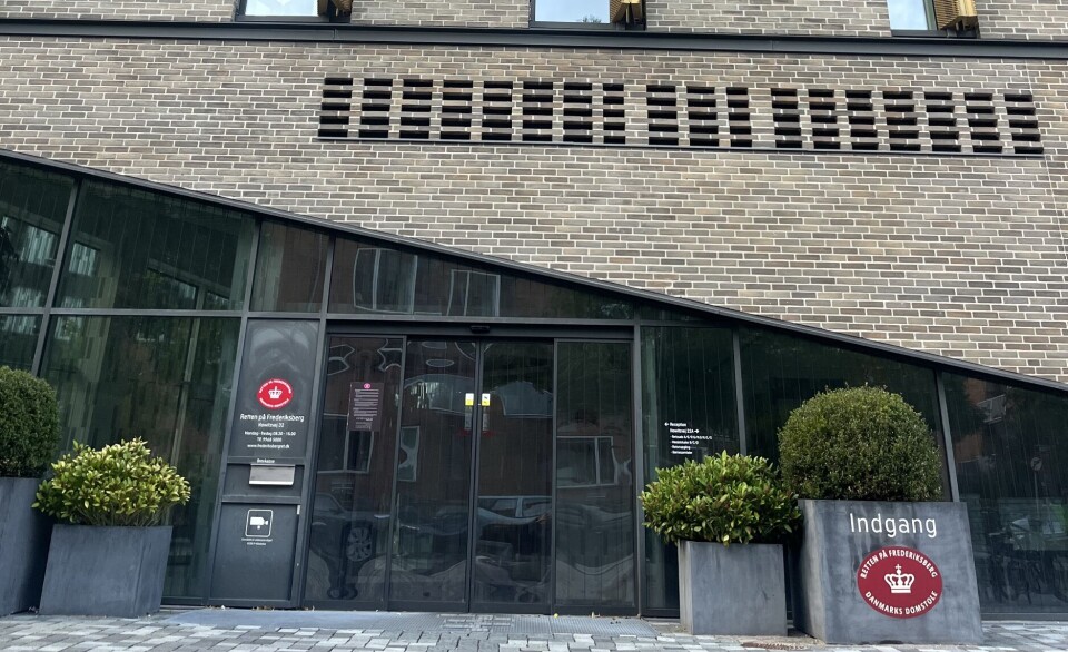 Efter to måneders venten skulle det have været afgørelsens dag i en sag om indbrud og vold begået af en 55-årig mand med en lang fortid som kriminel