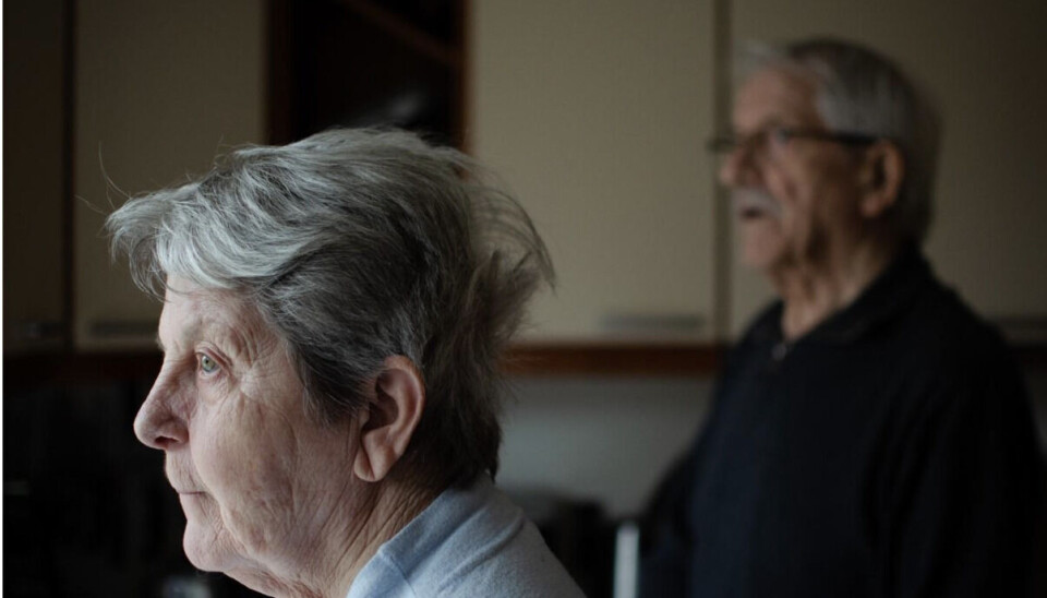 På trods af udfordringerne som følge af Bentes sygdom, holder ægteparret fortsat sammen. Foto: Benjamin Kitler.